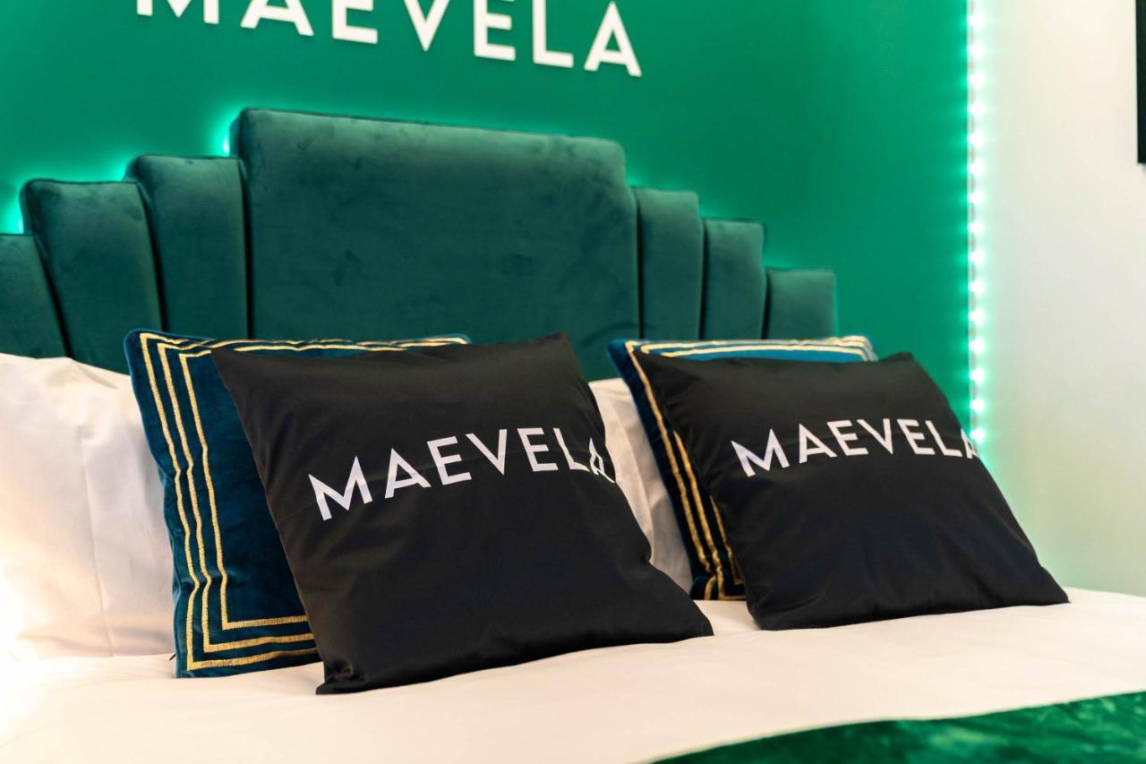 Maevela Apartments - Top Floor Rolex Themed Studio Apt Inside The Cube, Mailbox - Free Netflix & Wifi Birmingham Dış mekan fotoğraf