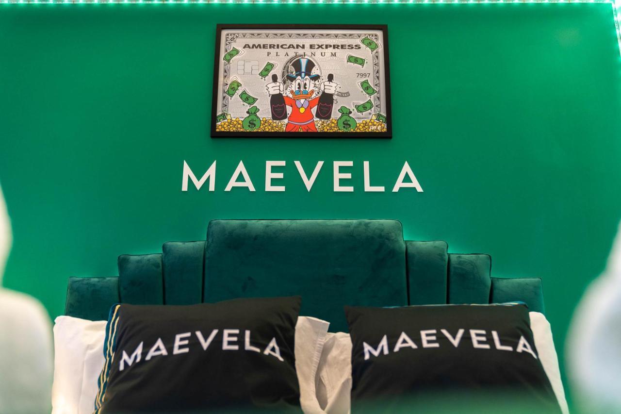 Maevela Apartments - Top Floor Rolex Themed Studio Apt Inside The Cube, Mailbox - Free Netflix & Wifi Birmingham Dış mekan fotoğraf
