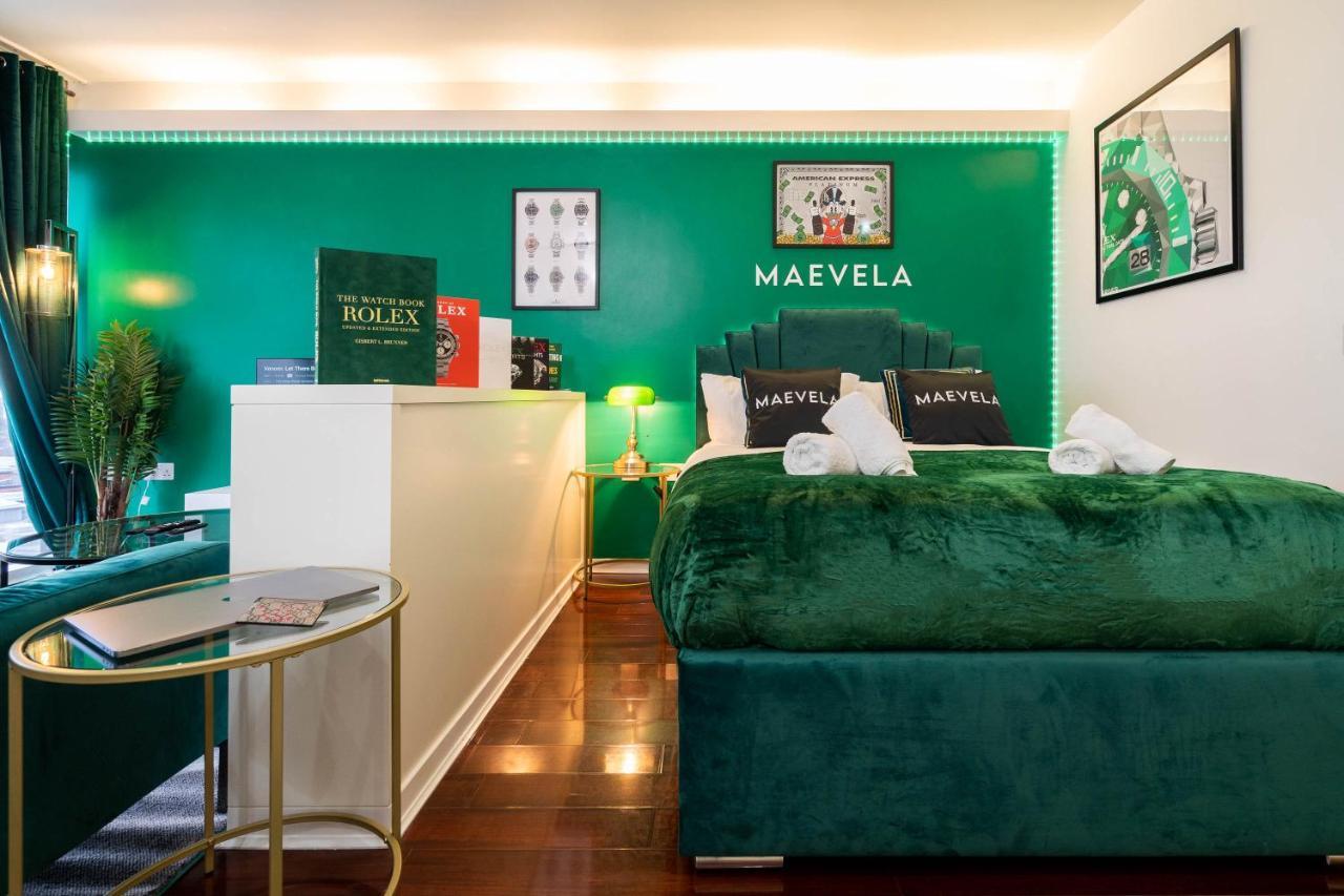 Maevela Apartments - Top Floor Rolex Themed Studio Apt Inside The Cube, Mailbox - Free Netflix & Wifi Birmingham Dış mekan fotoğraf