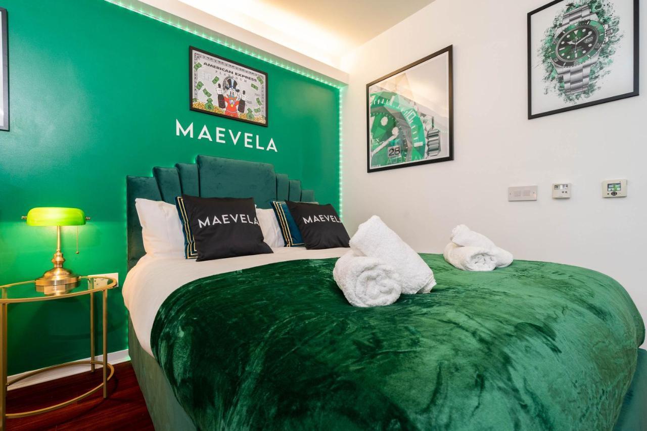 Maevela Apartments - Top Floor Rolex Themed Studio Apt Inside The Cube, Mailbox - Free Netflix & Wifi Birmingham Dış mekan fotoğraf